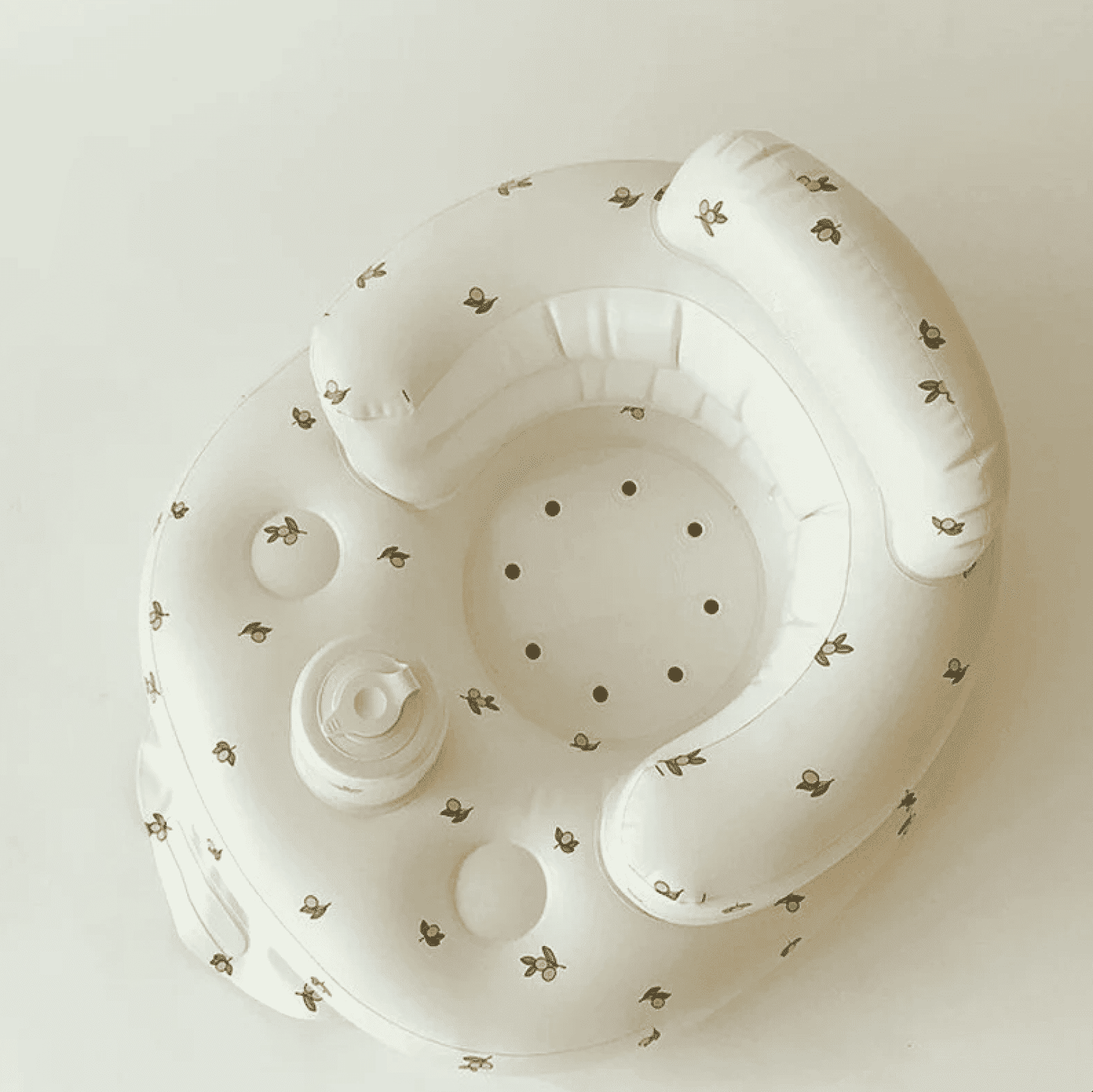 Inflatable toddler chair made from non-toxic PVC material – easy to clean