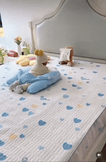Peek-a-Boo Teddy™